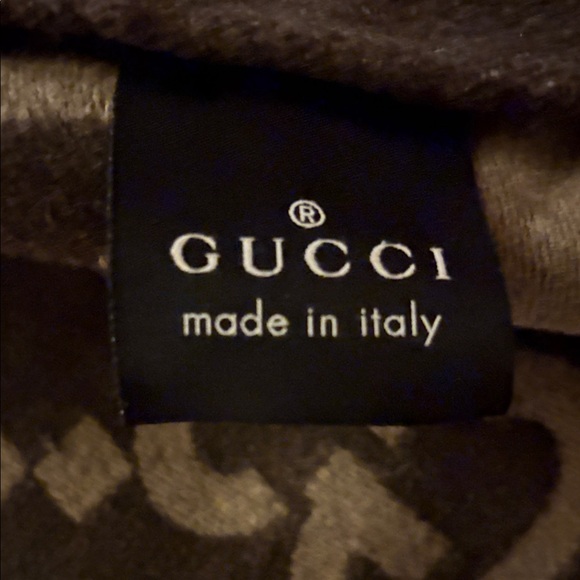 Gucci Black and Brown Throw Blanket - Picture 2 of 5